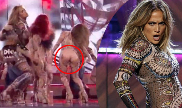 Jennifer Lopez S Backing Dancer Suffers Wardrobe Malfunction And