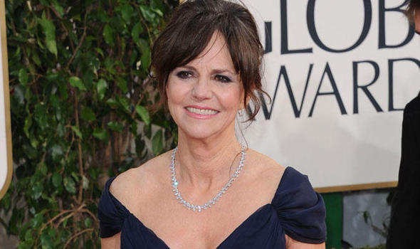 Sally Field It Took 7 Months To Gain The Weight For Lincoln And