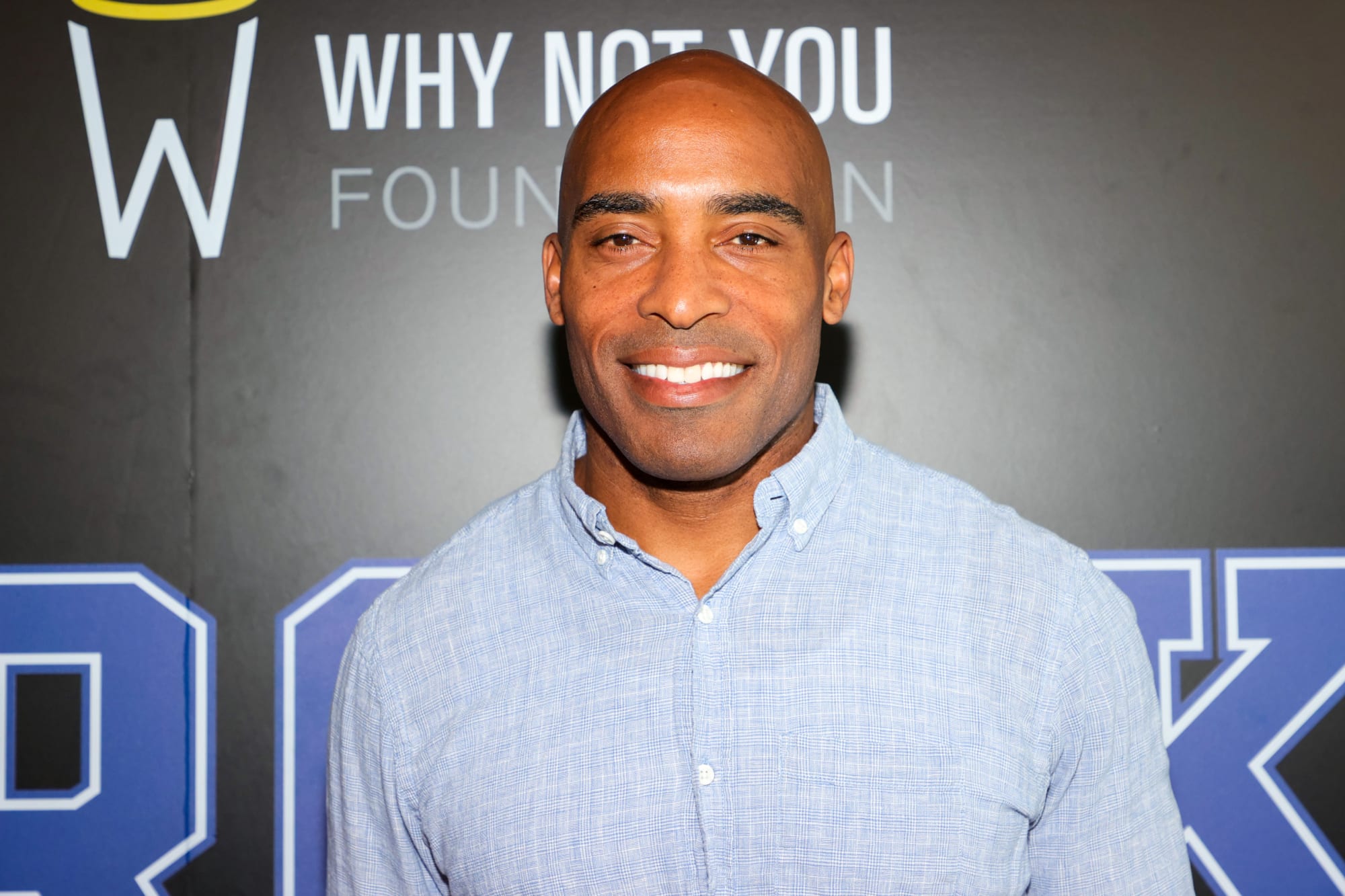 Tiki Barber Talks Marathons and Why the Giants Should Keep Eli Manning -  Men's Journal