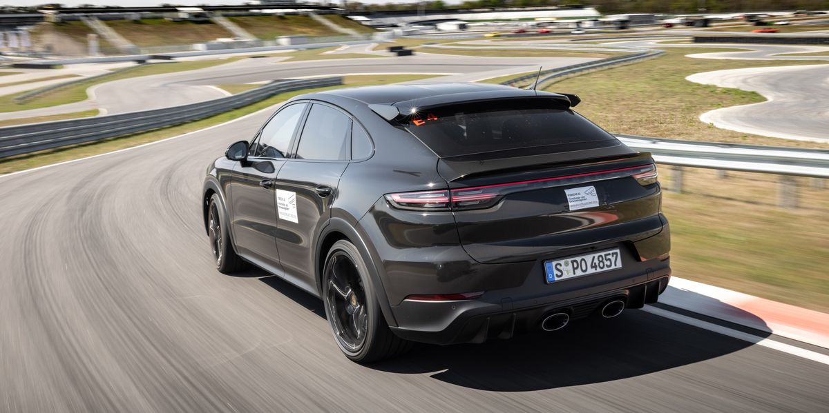 2022 Porsche Cayenne Turbo Coupe Prototype: Heavy Artillery