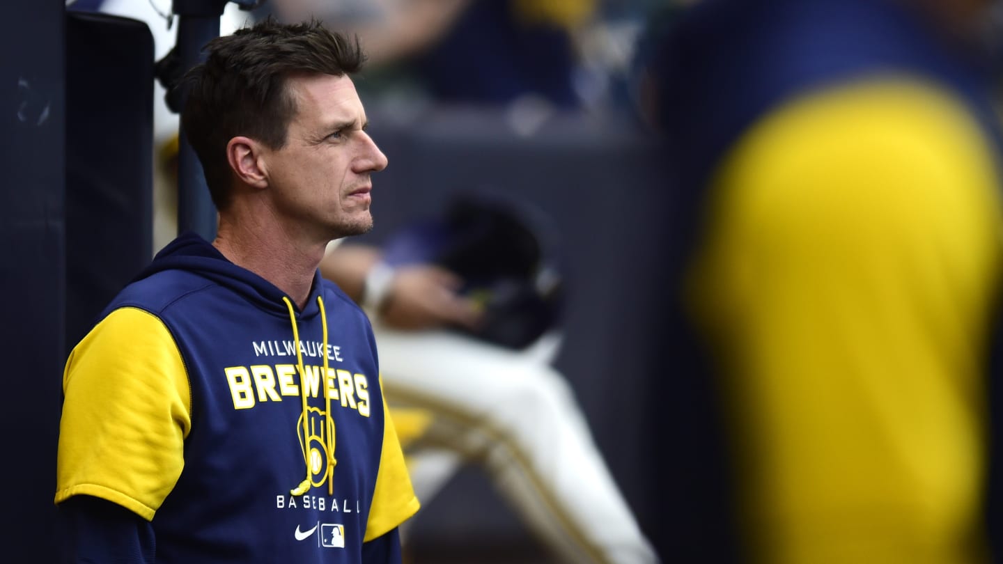 Brewers officially add Bradley while Cain faces quad issue