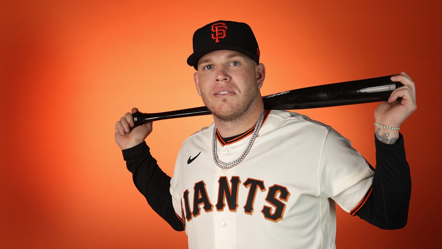 SF Giants News: Opt-out decision looming for pair of non-roster