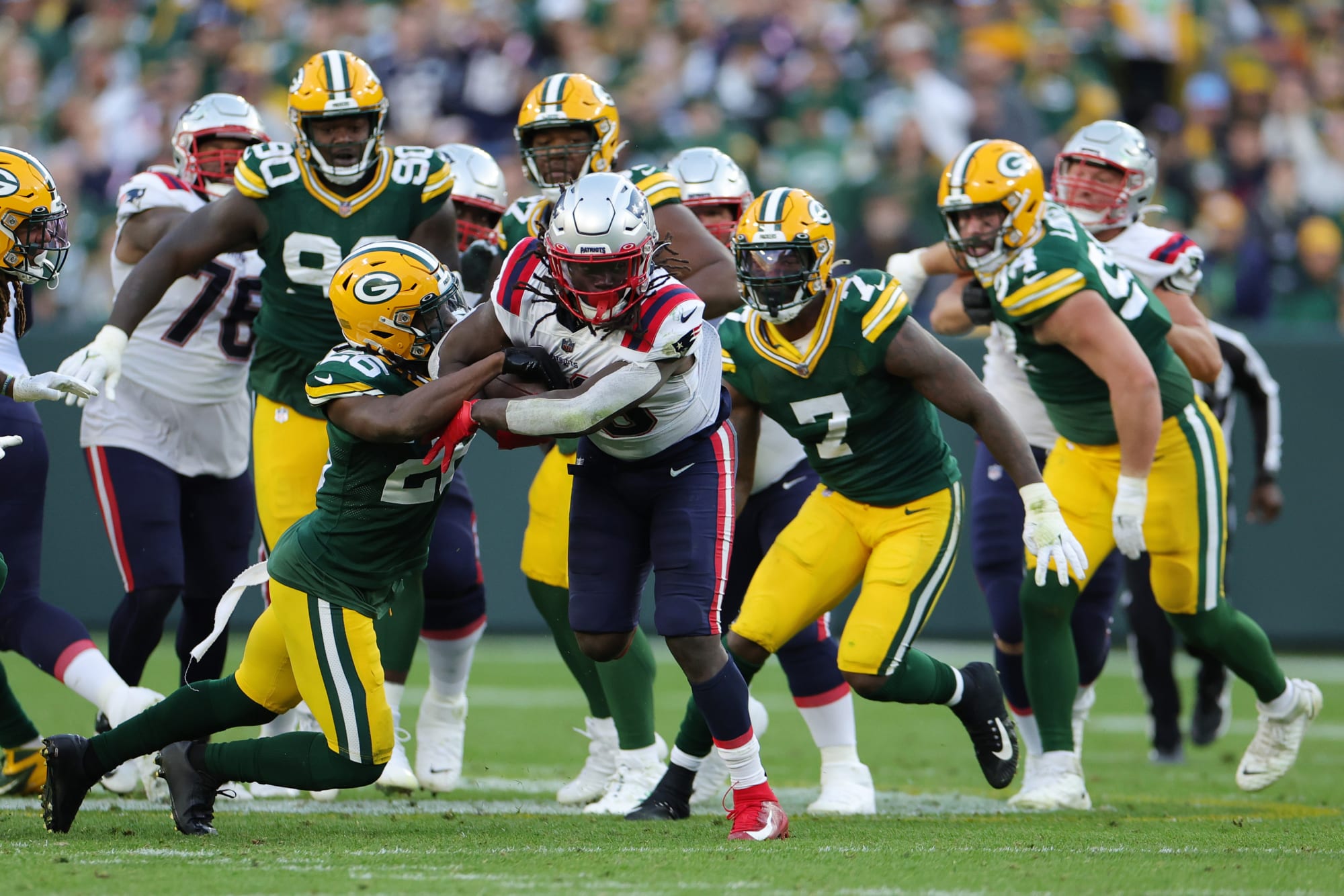 GoLocalProv  Patriots Beat Packers 31-17 for 6th Straight Win