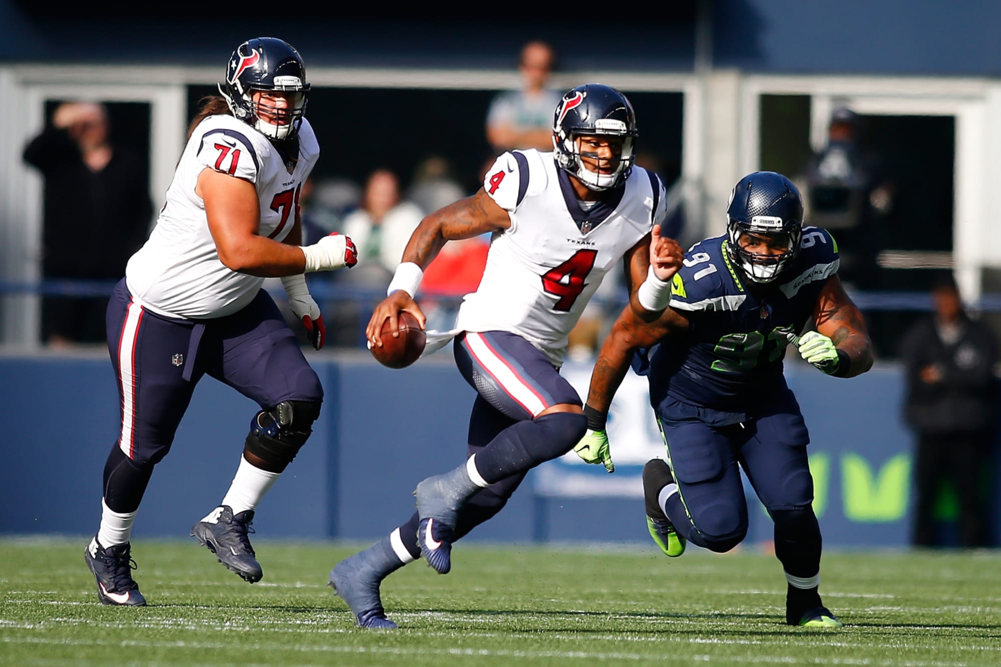 Seahawks reportedly not meeting with QB Deshaun Watson