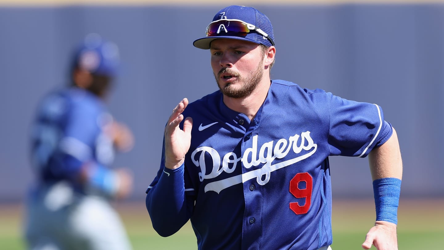 Dodgers' offense stays cold as they lose 2 of 3 to Cubs – Orange County  Register
