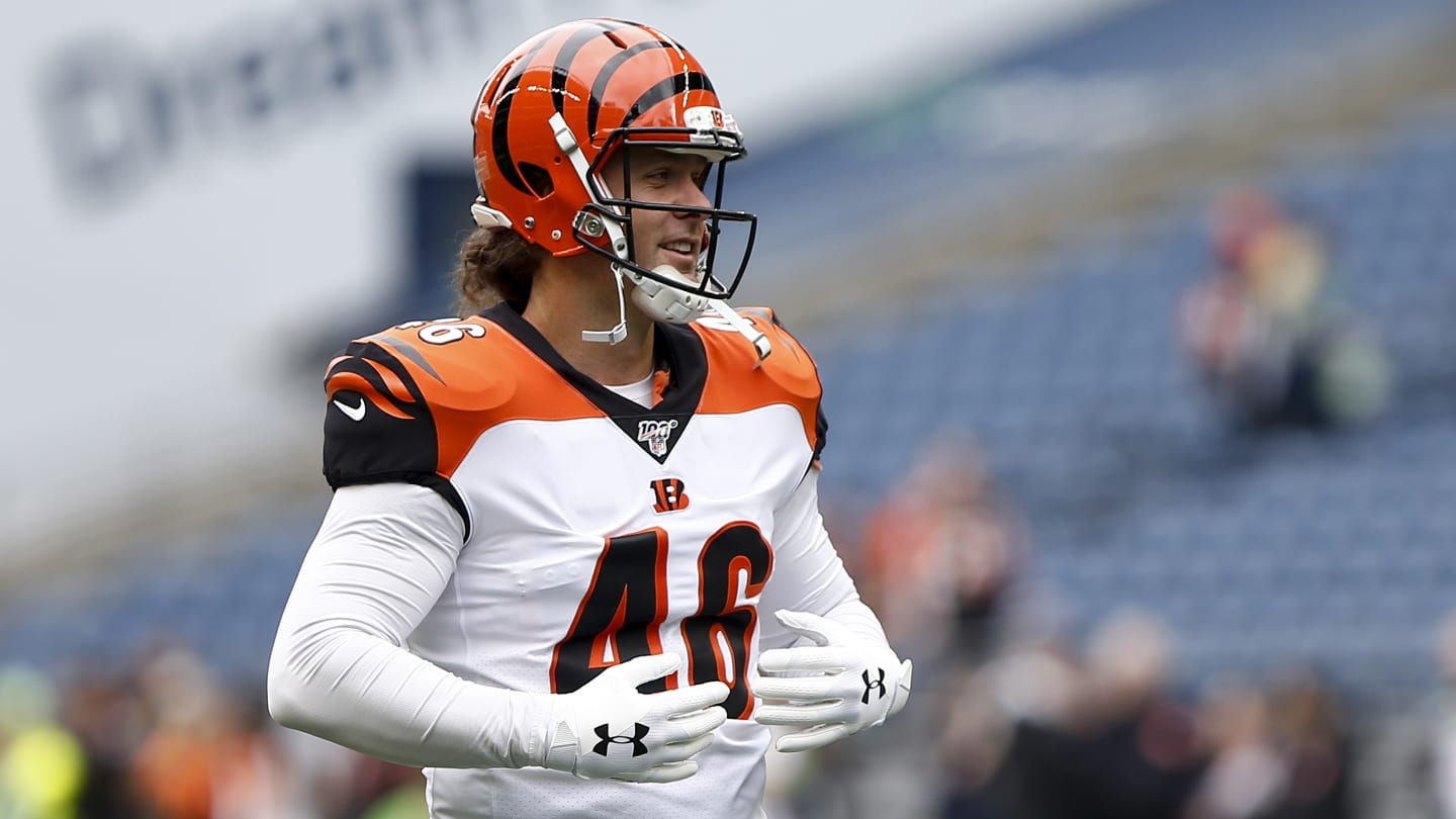 Bengals sign Cal Adomitis off practice squad, place Clark Harris on IR