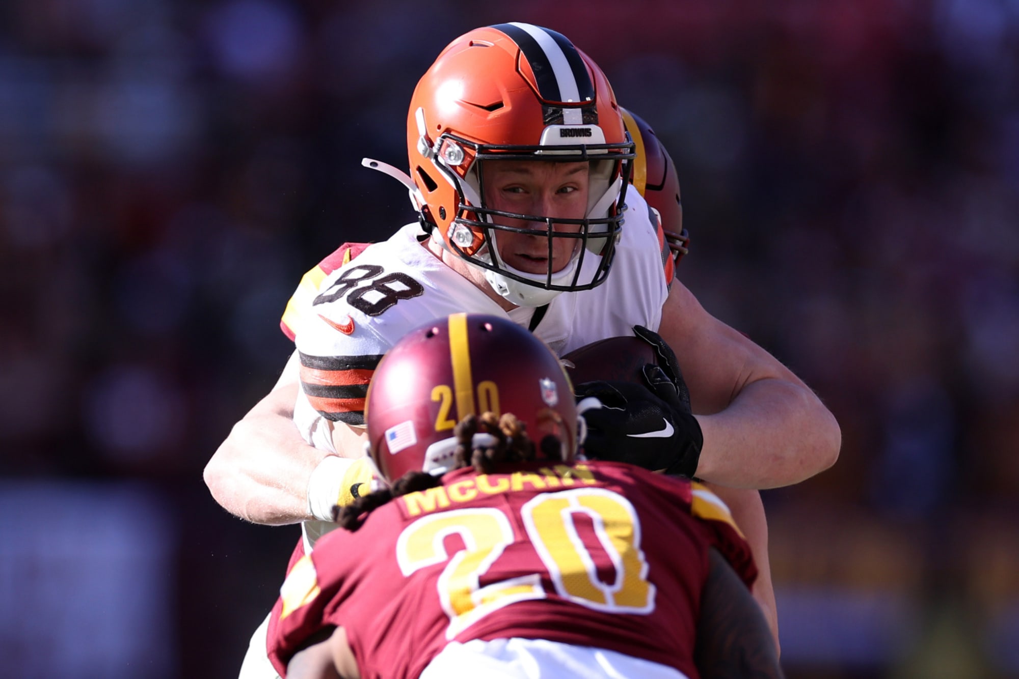 Cleveland Browns tight end Harrison Bryant (88) runs up the line