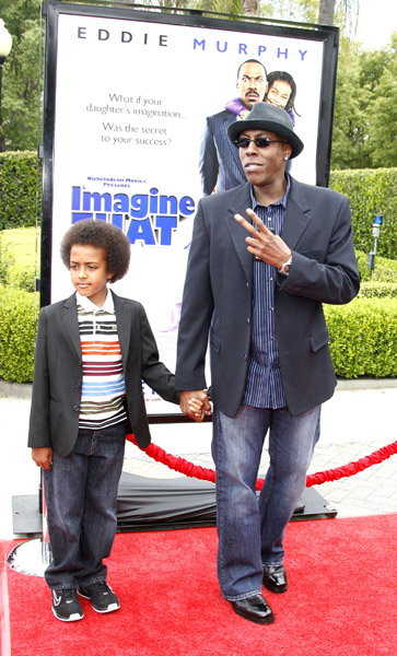 Arsenio Hall And Son Attend Imagine That Premiere