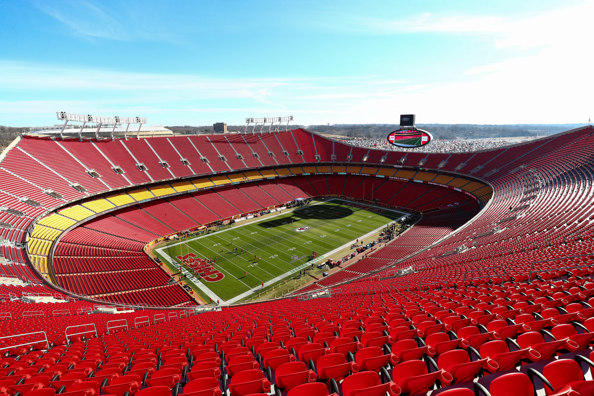 Chiefs considering naming rights deal to field at Arrowhead Stadium