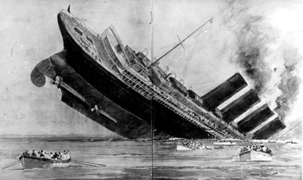 Risultati immagini per lusitania while it sinks