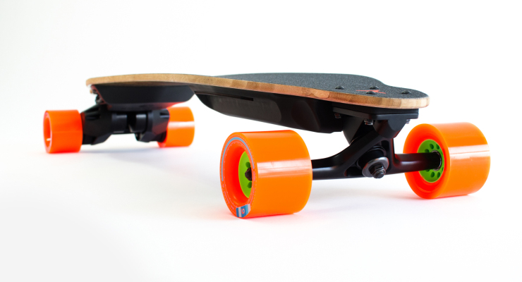 Boosted S V2 Electric Skateboards Go 12 Miles With Swappable Batteries Techcrunch