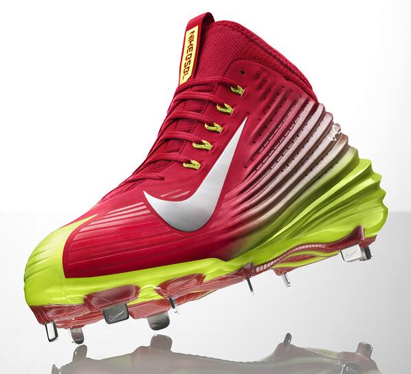 mike trout vapor cleats