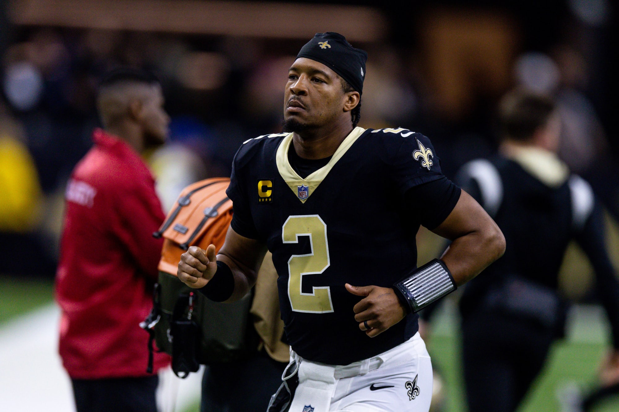 Saints QB Jameis Winston gets back on the field in time for new season 