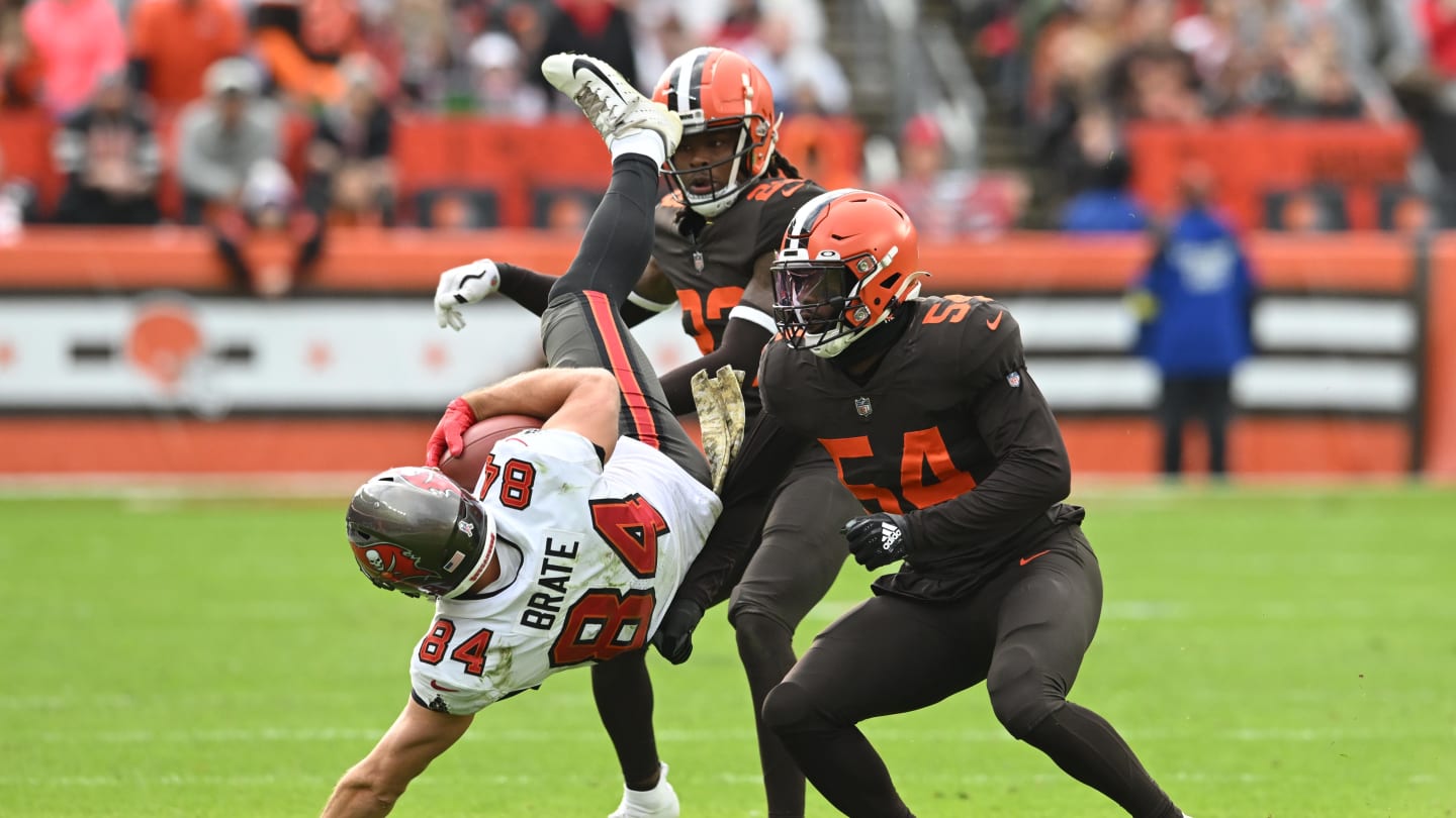 Browns All-Pro tackle Jack Conklin suffers season-ending ACL tear vs.  Bengals 