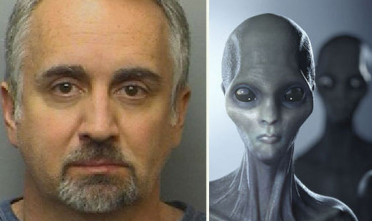 Alien News Stan Romanek Claims Aliens Abducted And Gave Him