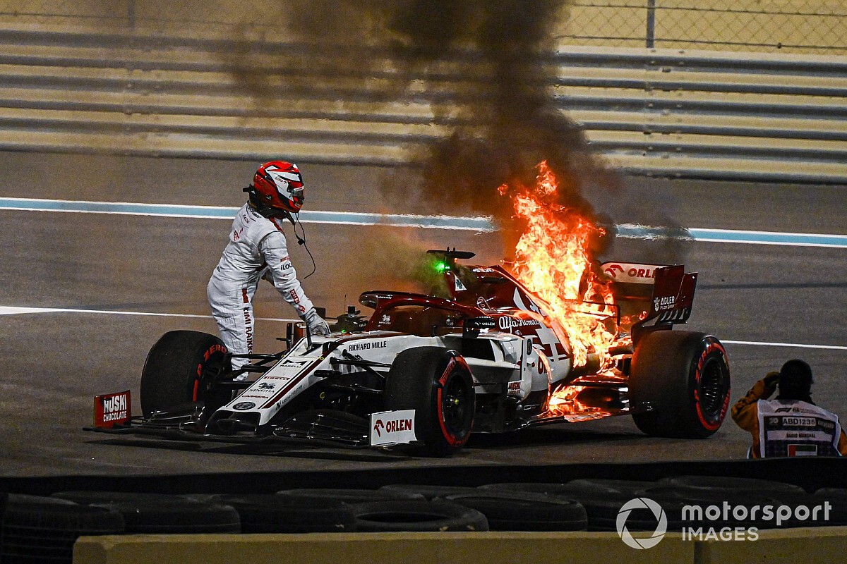 Raikkonen: "Nothing scary" about FP2 fire
