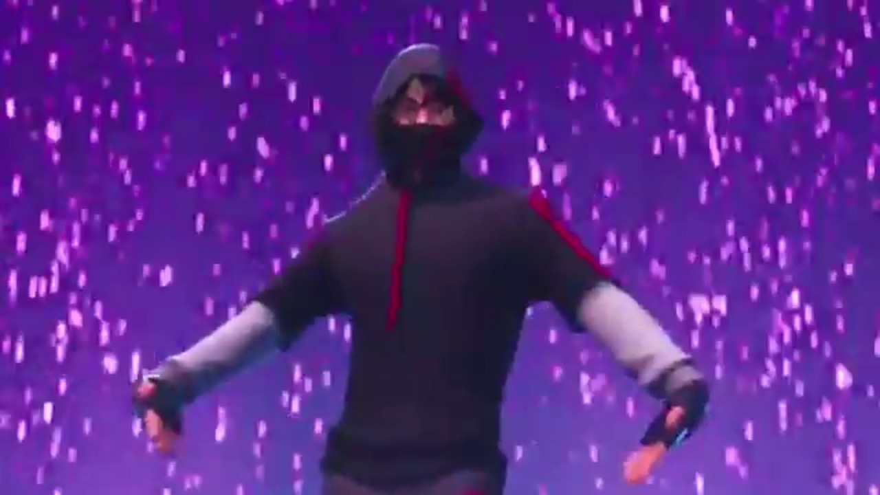 fortnite samsung introduce exclusive ikonik skin videos express co uk - ikonik tanz fortnite