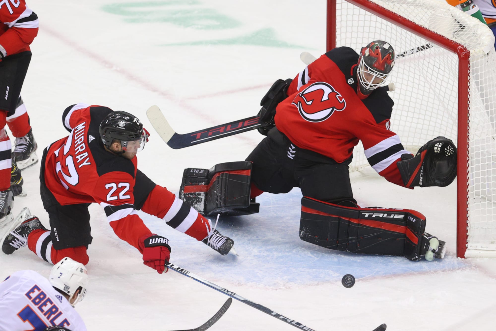 new jersey devils goalie situation