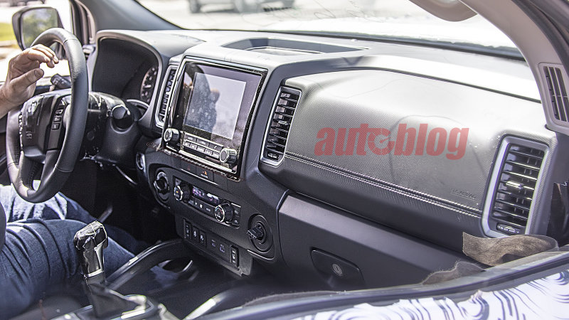 2021 Nissan Frontier Captured In New Spy Photos Autoblog