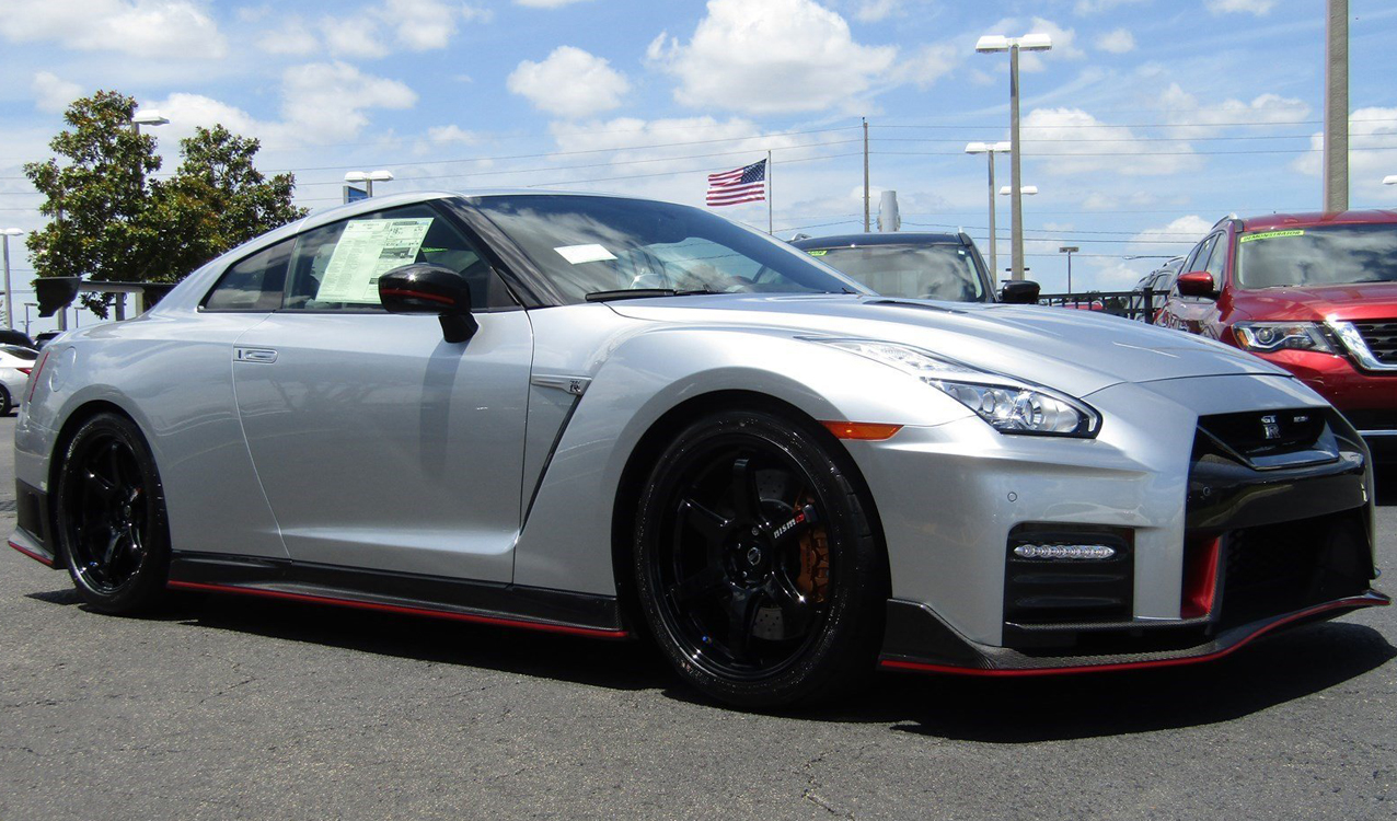 17 Nissan Gt R Nismo For Sale