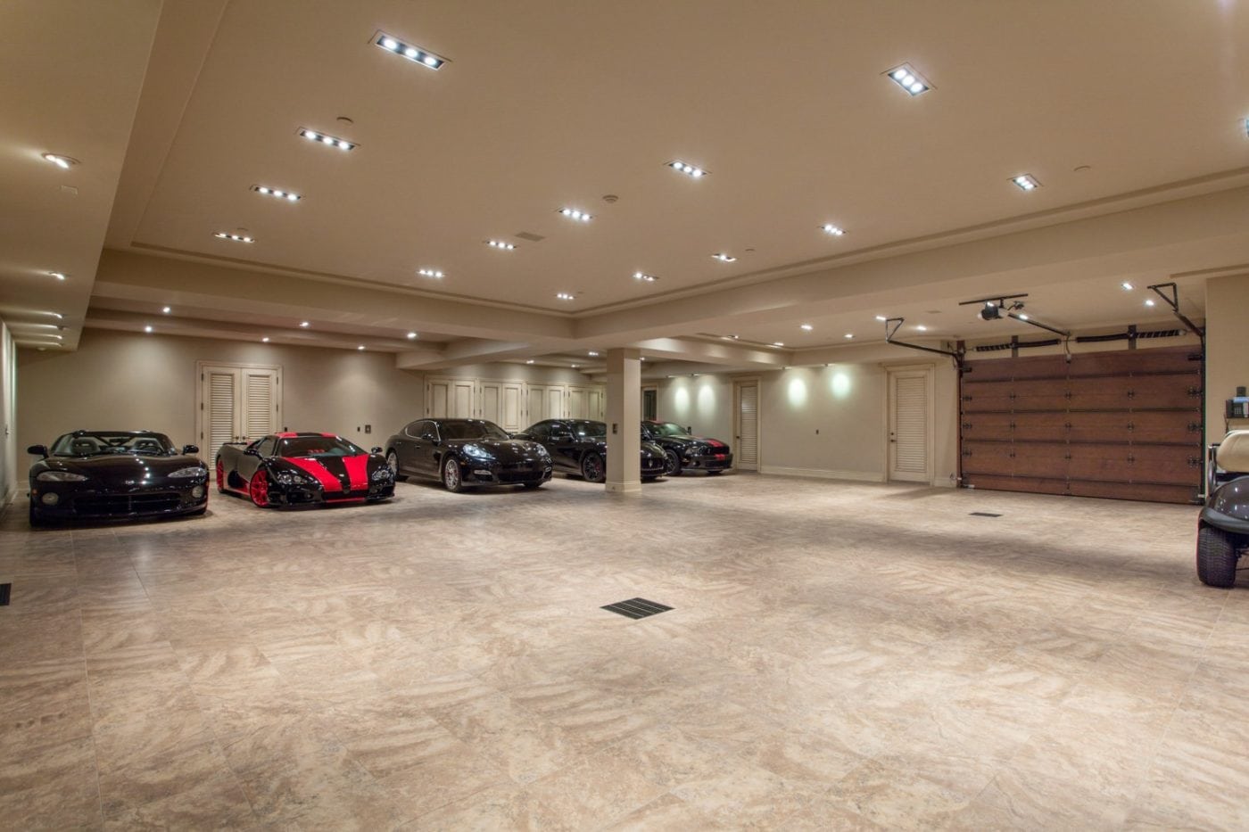 Mansion With Automotive Turntable 3 300 Sqft Garage Listed For