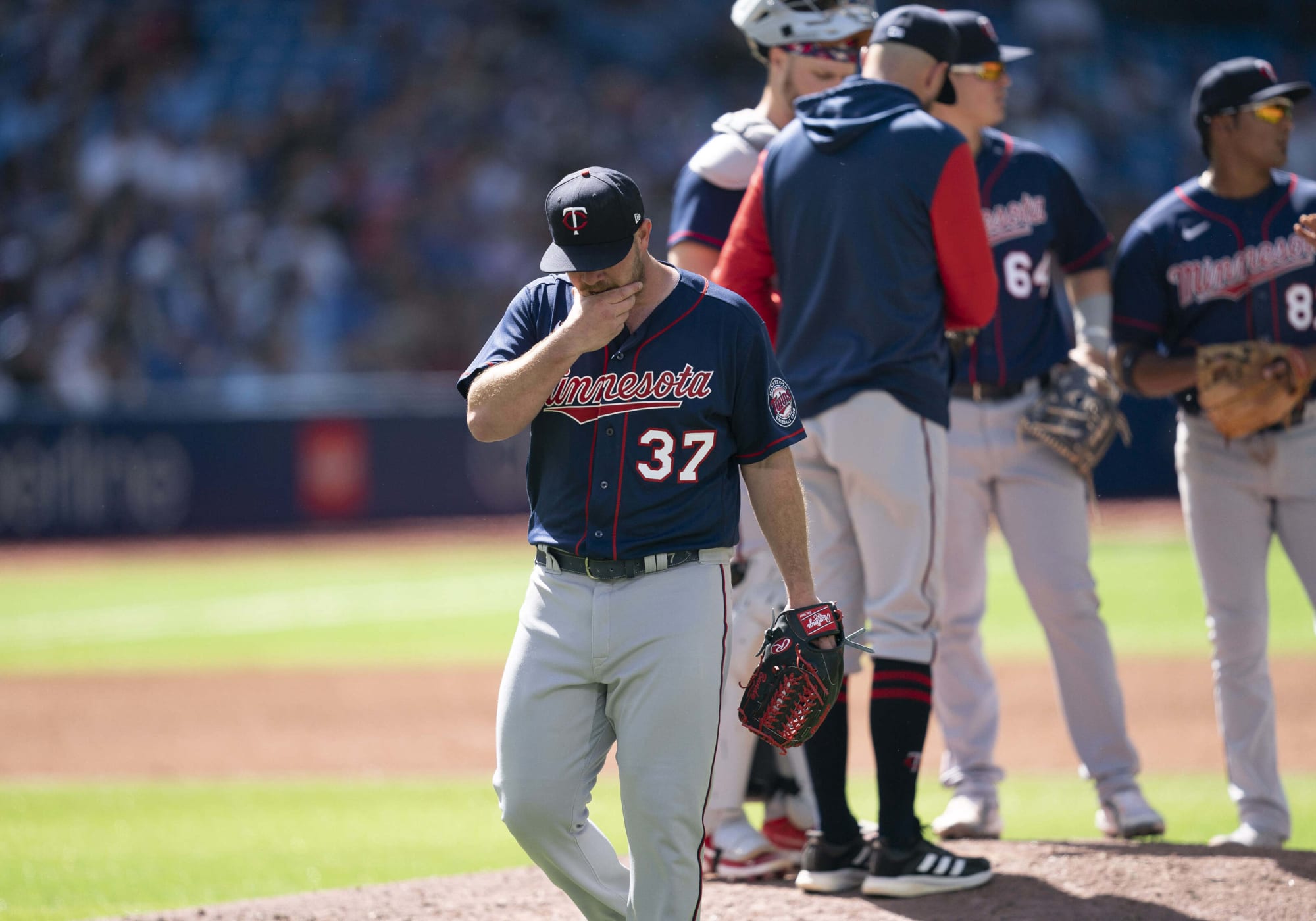 Minnesota Twins Home Uniform - American League (AL) - Chris