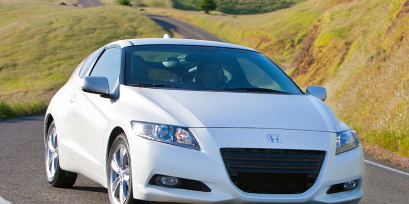 Honda CR-Z coupe review - CarBuyer 