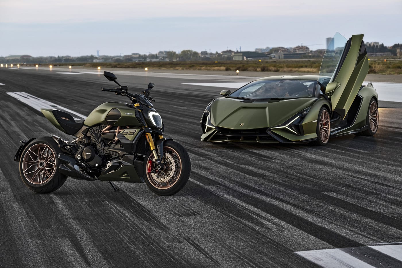 Ducati Diavel 1260 Lamborghini Revealed Price And Specs