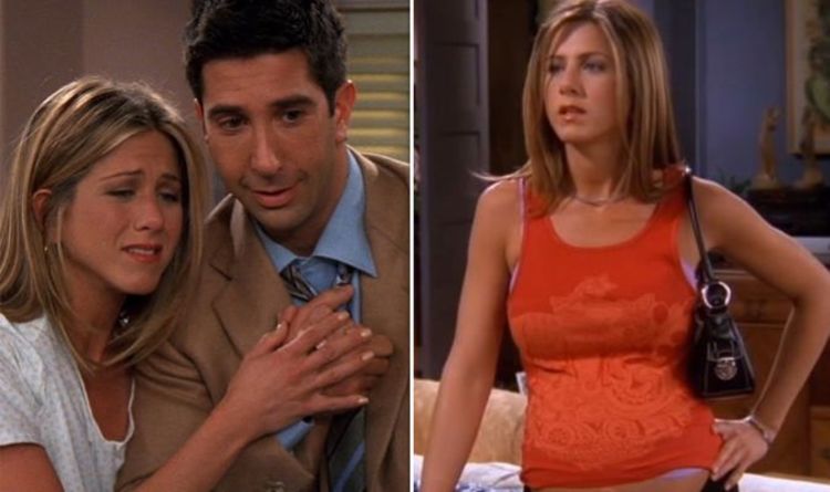 Friends Rachel Was Pregnant For A Year In Plot Error Tv