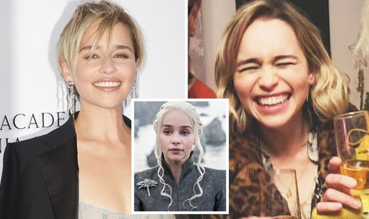 Emilia Clarke Game Of Thrones Star Drops Spoiler On Instagram