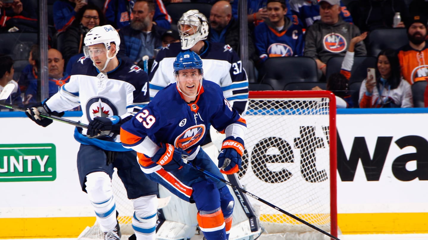 New York Islanders vs. Winnipeg Jets: Martin on 1st [Game #61