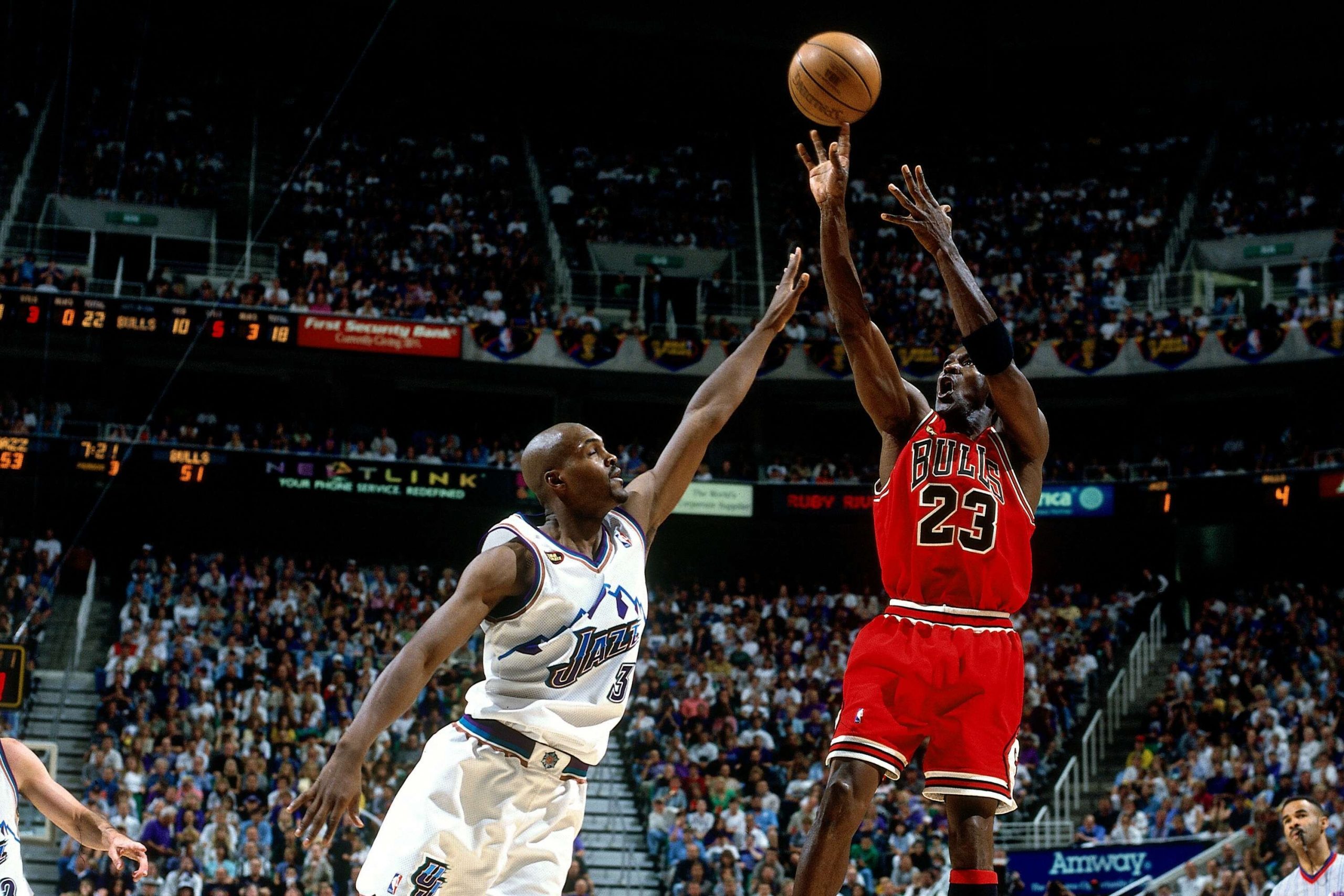 derrick rose and michael jordan