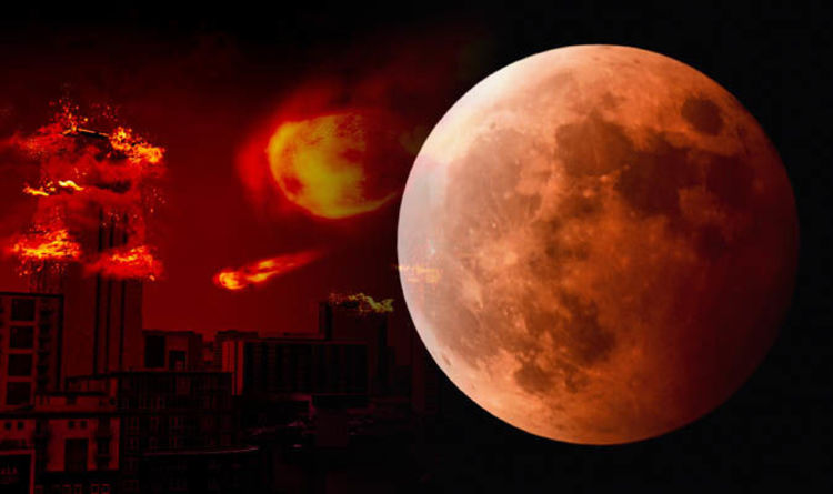 Hasil gambar untuk blood moon