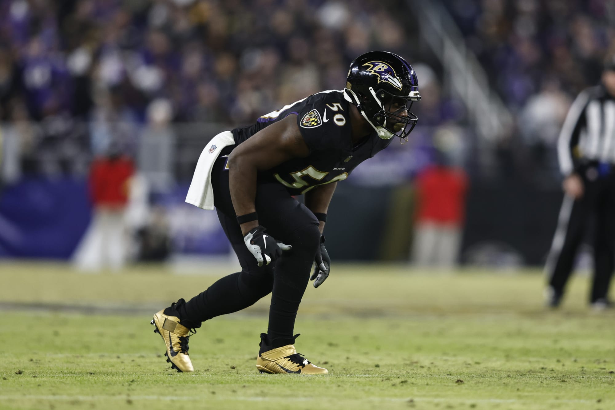 Ravens Re-Sign Tyus Bowser