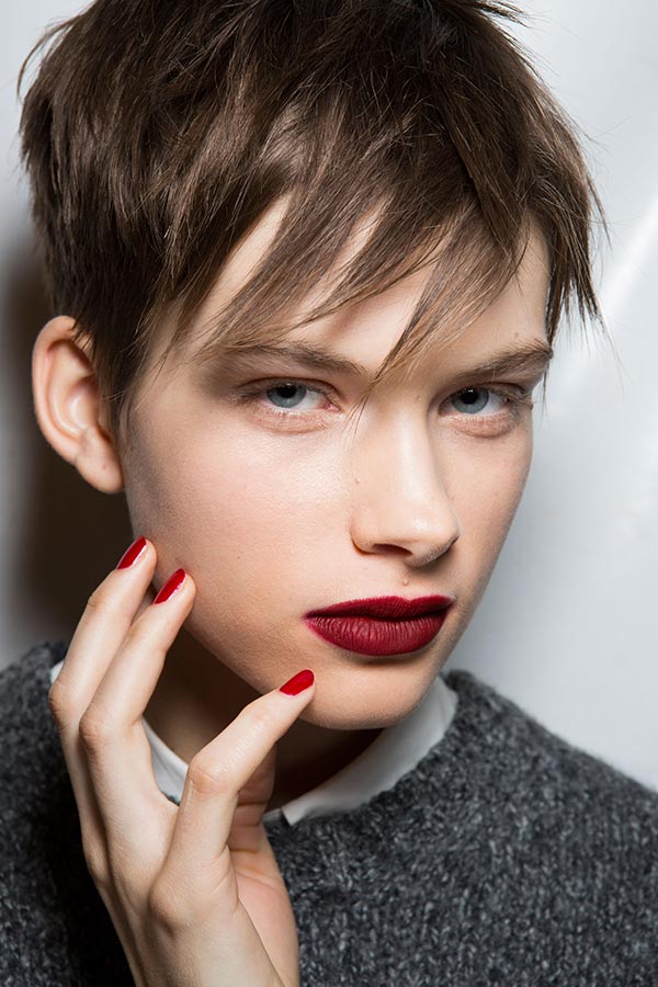 How To Choose The Right Pixie Haircut For Your Face Shape