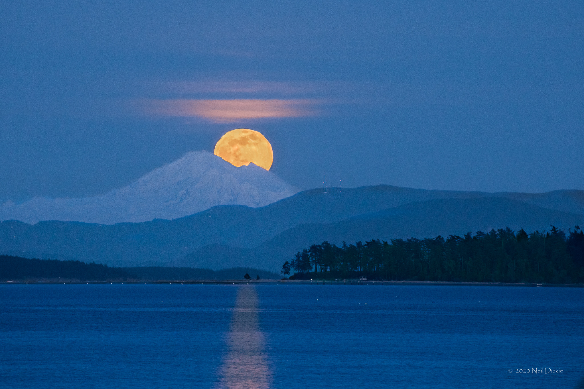 14 Photos Of Last Night S Stunning Supermoon Over Victoria Photos