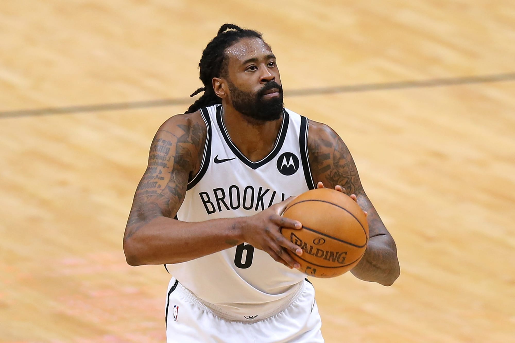 Lakers Would Be Foolish To Sign Deandre Jordan After S Buyout