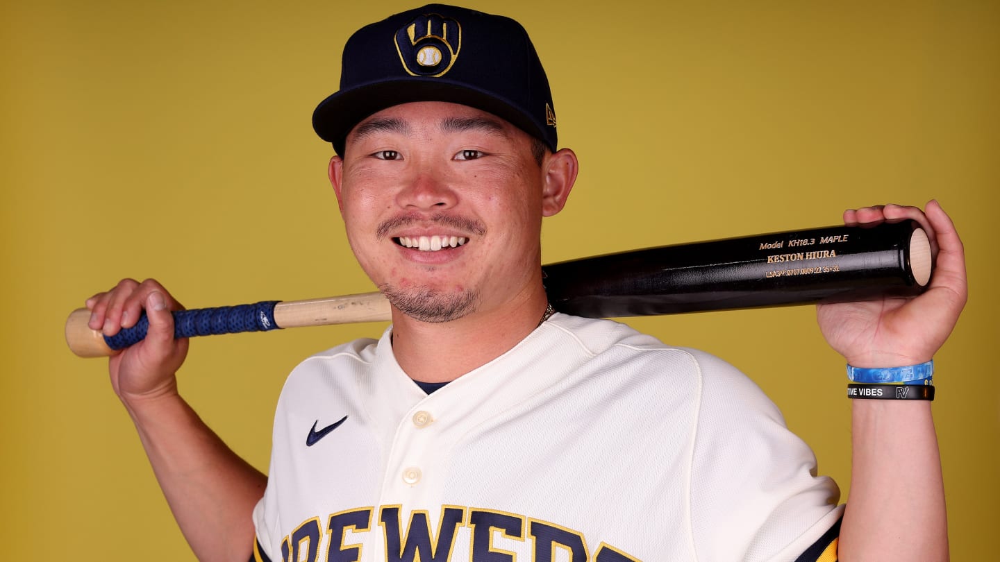 Brewers News: Keston Hiura and Tyler Naquin will not make Opening Day roster