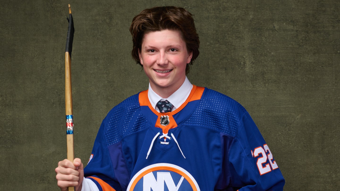 NHL Draft 2022: New York Islanders select Quinn Finley 78th