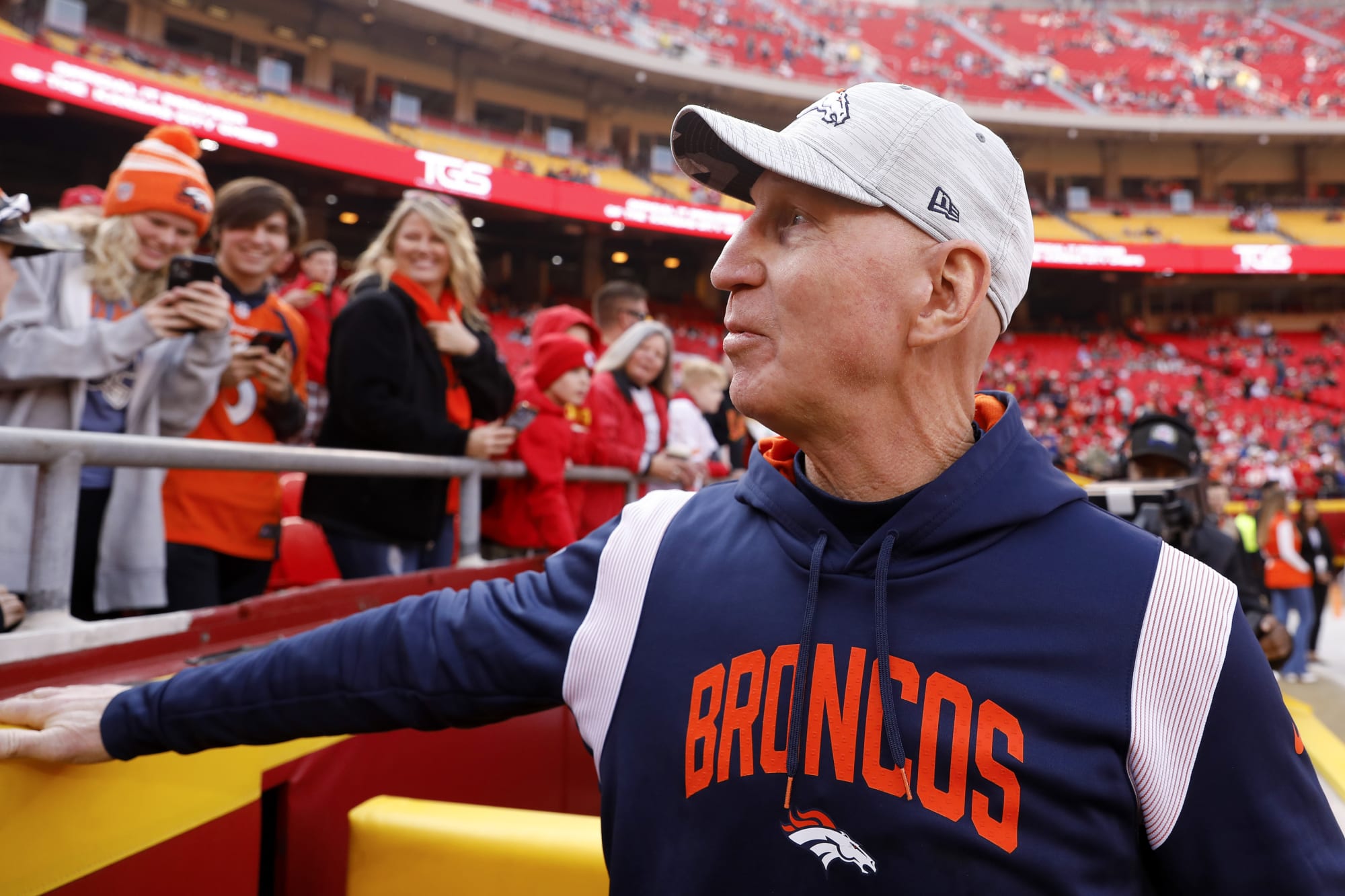 Jerry Rosburg introduced to media as Broncos' Interim Head Coach