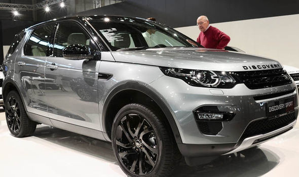 Range Rover Discovery Sport >> Why To Buy A Land Rover Discovery Sport Express Co Uk Range Rover Discovery Sport >> Why To Buy A Land Rover Discovery Sport Express Co Uk