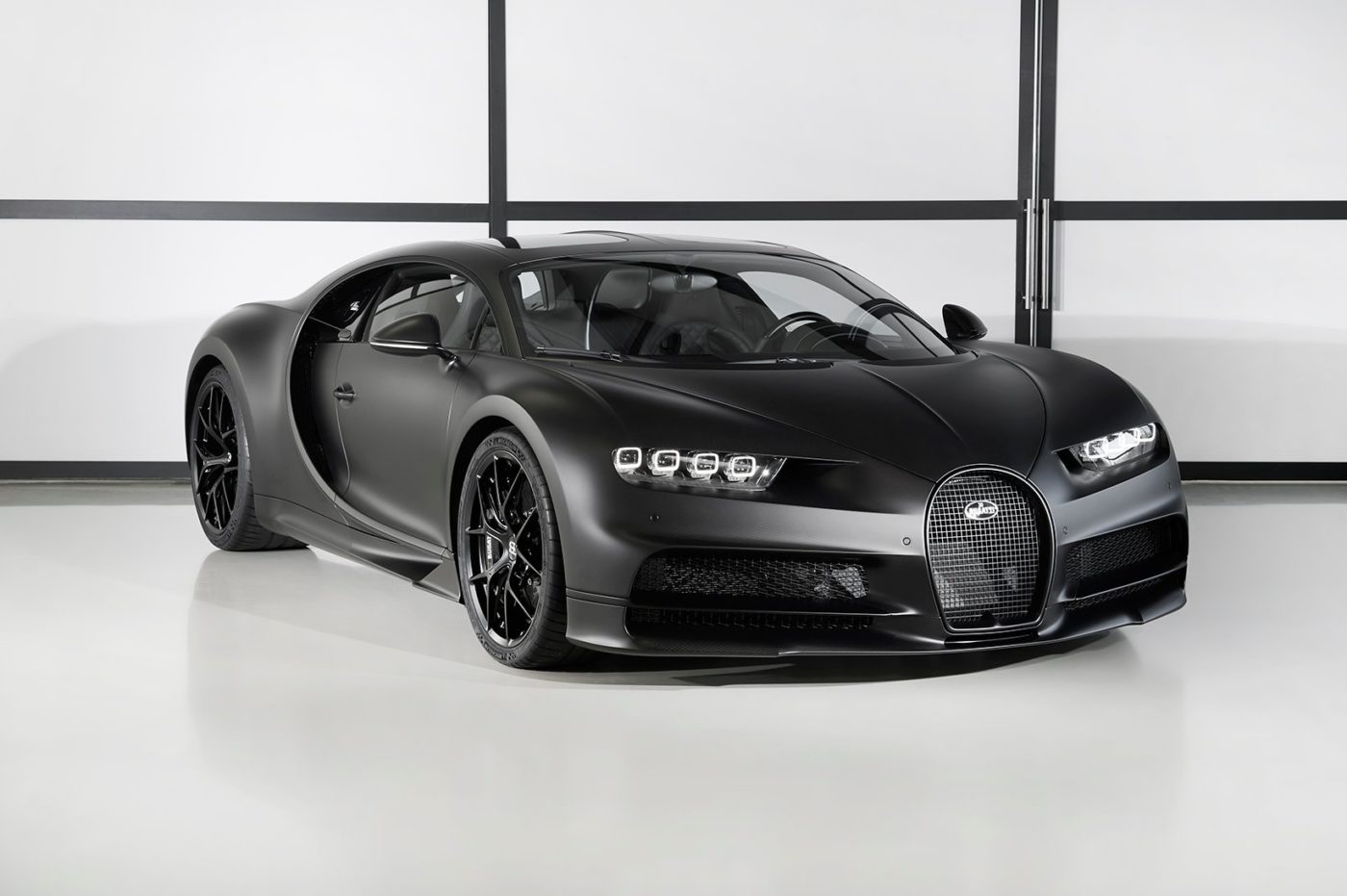Bugatti Unveils First Chiron Noire