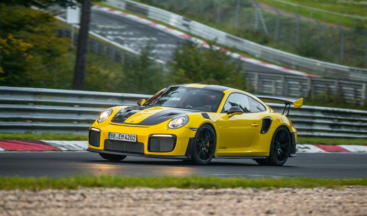 18 Porsche 911 Gt2 Rs Specs Price Photos Review