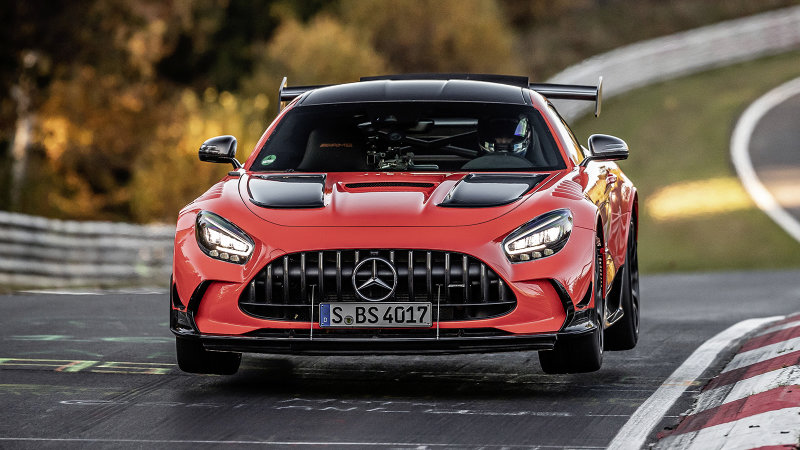 21 Mercedes Amg Gt Black Series Priced At 326 050 Autoblog