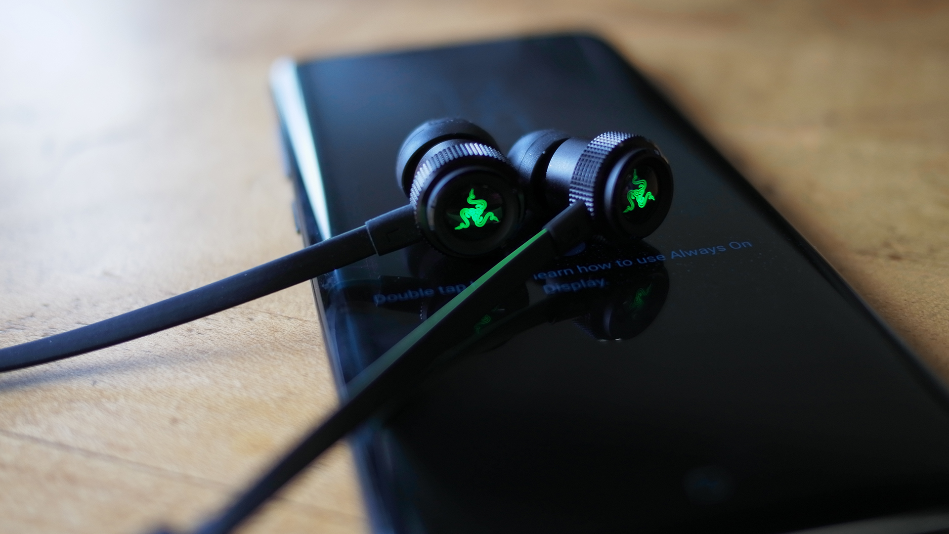 Razer Hammerhead Bt Headset Hardware Review Cgmagazine